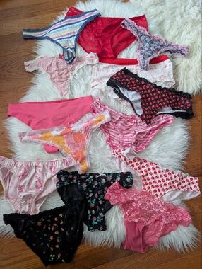 Victoria's Secret Size Small Underwear Lot 14 Items
